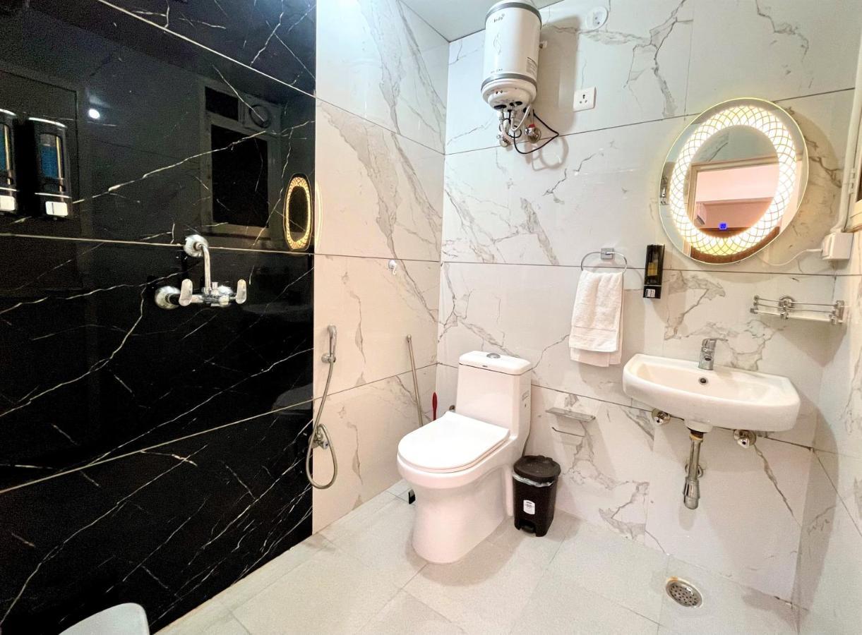 ג'איפור Airport Bliss Apartment+Balcony & Netflix + Prime מראה חיצוני תמונה